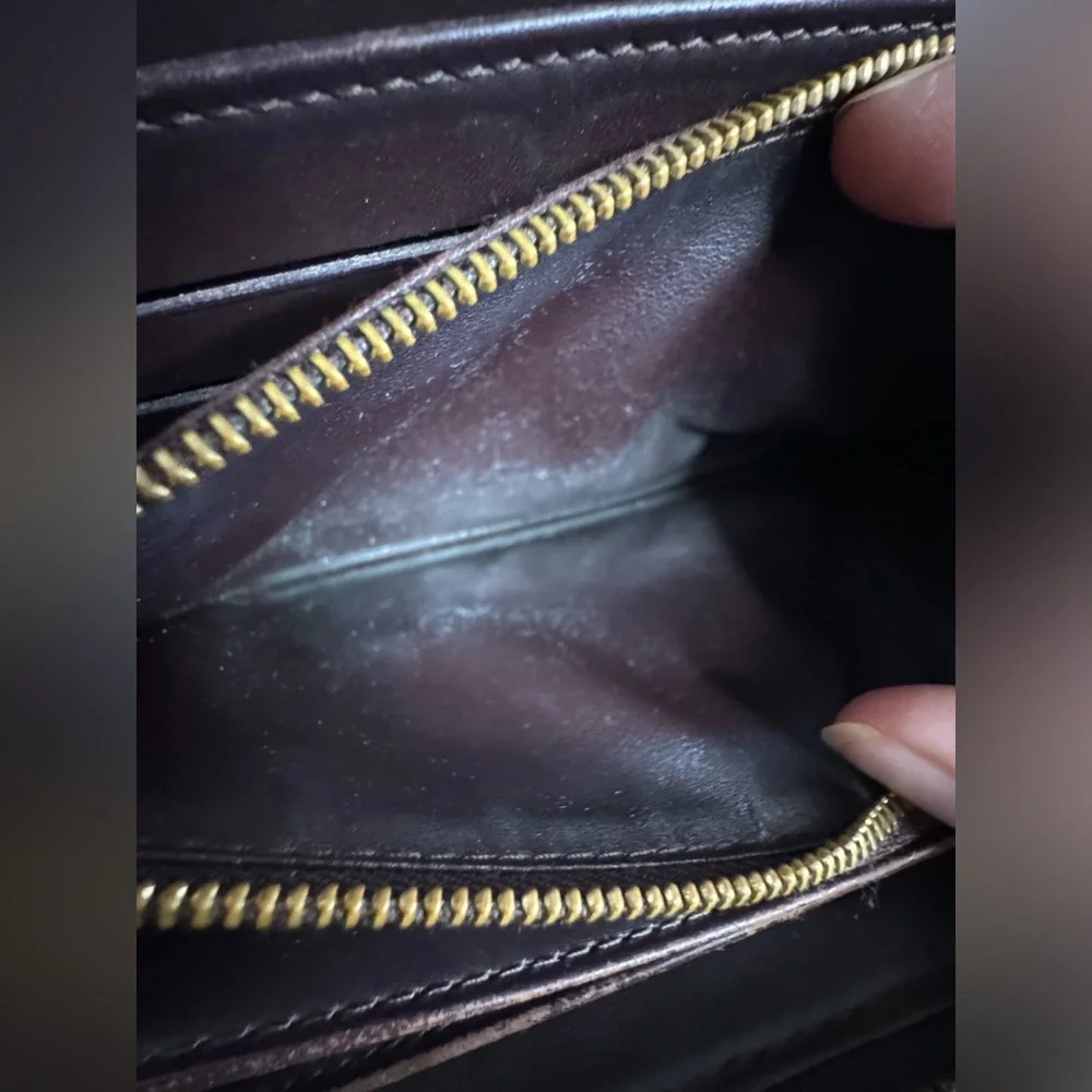 Louis Vuitton Vernis Amarante Zippy Wallet